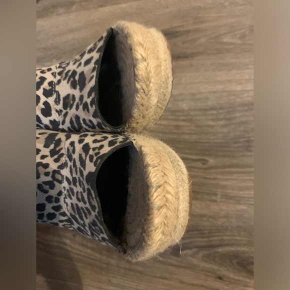 Treasure & Bond Sannibel Platform Wedge Sandal , Size 7, Great Condition - Picture 14 of 15